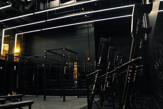 Image 1 from TRAIN MOMENT (River North) partner gallery