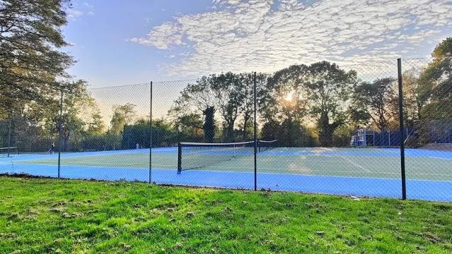Image 2 from FG Tennis - Hendon Park partner gallery