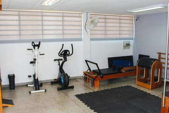 Imagem 1 da galeria do parceiro Espaço Santé Terapias - Fisioterapia, Pilates e Laserterapia