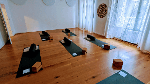 Bild 1 von milena.macht.yoga @Sarasvati Partnergalerie
