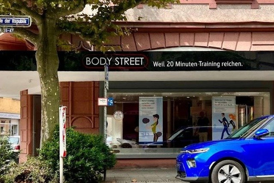 Bild 2 von BODY STREET | Wiesbaden Biebrich | EMS Partnergalerie