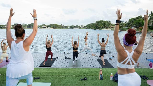 Image 1 from FFLLOOWW BODY & SOUL -YOGA ON THE LAKE partner gallery