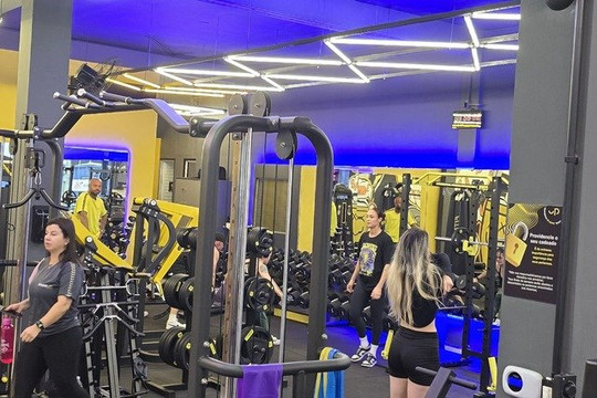 Imagem 1 da galeria do parceiro Level UP Academia em Itapema