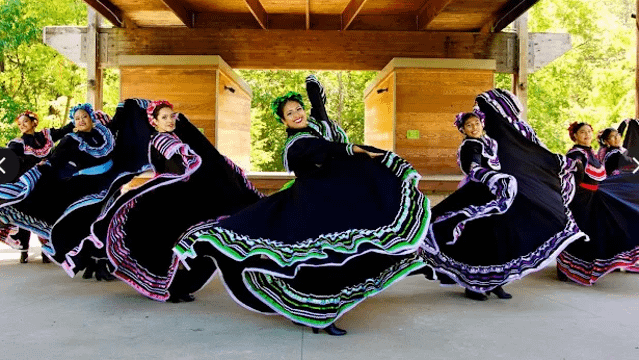 Image 1 from Ballet Folclórico Xochihua partner gallery