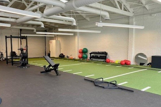 Image 1 from Evolution Physical Therapy and Fitness- La Brea partner gallery