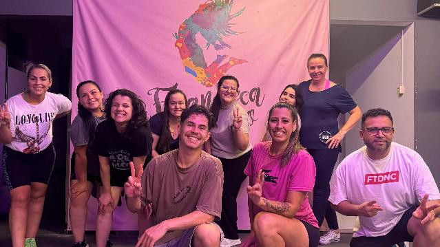 Imagem 3 da galeria do parceiro Francesca do Carmo - Dança e Movimento