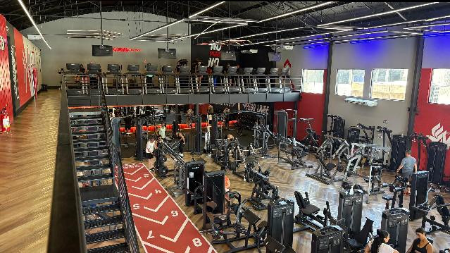 Imagem 1 da galeria do parceiro Academia Gaviões 24h - Barreira Grande