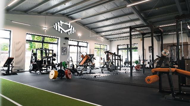 Bild 1 von MACHBAR Enger | Training + Physio Partnergalerie