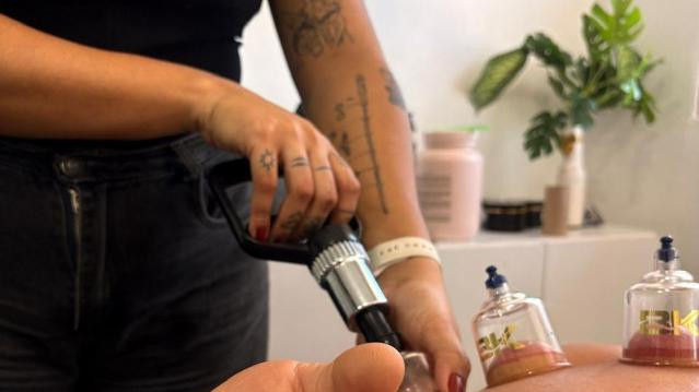 Imagem 3 da galeria do parceiro Stefany Estética e Massoterapia