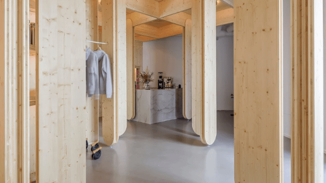 Bild 2 von BEYOND Berlin Xberg Partnergalerie