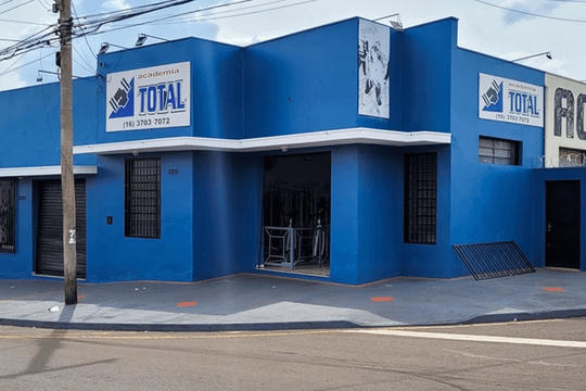 Imagem 2 da galeria do parceiro Academia Total Fitness - Unidade II