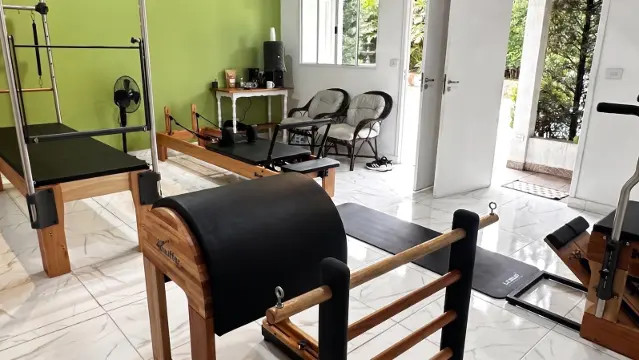 Imagem 1 da galeria do parceiro Dr Jefferson Almeida - Pilates e Fisioterapia