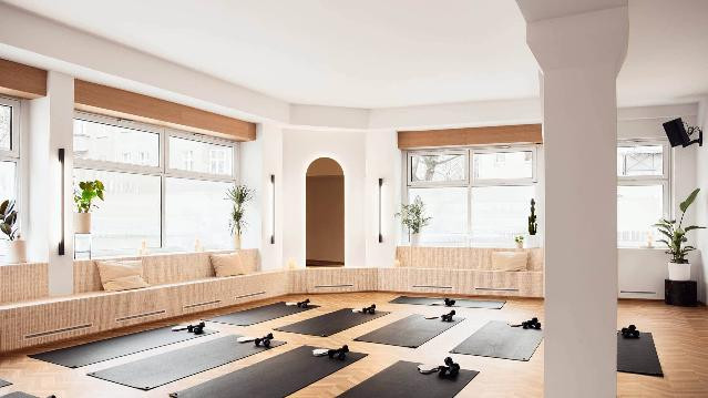 Bild 3 von Hale.Now - Charlottenburg Pilates Reformer Partnergalerie