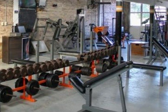 Imagen 1 de la galería del partner 538 GYM Irigoyen 538