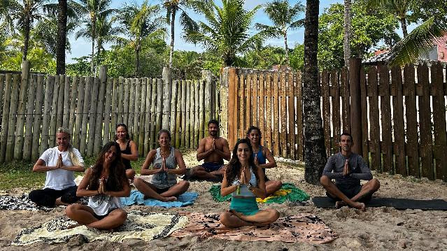 Imagem 1 da galeria do parceiro Fabiane Ji - Yoga Experiences