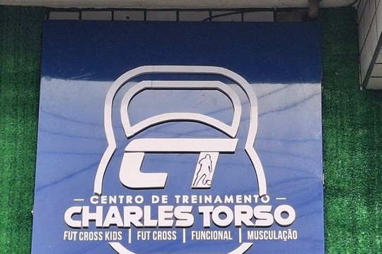 Imagem 2 da galeria do parceiro Centro de Treinamento Charles Torso 2
