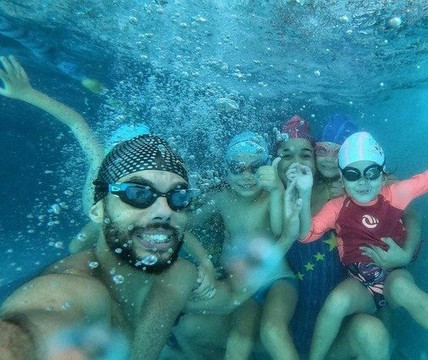 Imagem 3 da galeria do parceiro Escola de Natação Leão Marinho