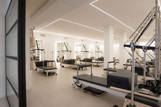 Imagen 1 de la galería del partner Menē Reformer Studio