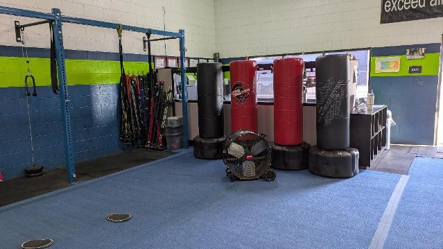 Image 2 from Hanford Cali Fitness partner gallery