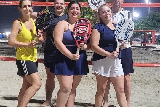 Imagem 1 da galeria do parceiro ROSANA JUNOT BEACH TENNIS POSTO 5