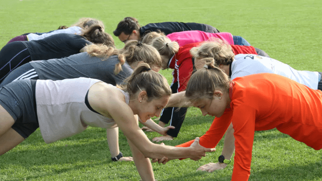 Bild 1 von LIFEletics @ Laufbahn Hans Reif Sportzentrum Partnergalerie