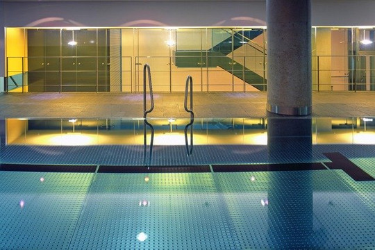 Bild 3 von Holmes Place Düsseldorf Königsallee Partnergalerie