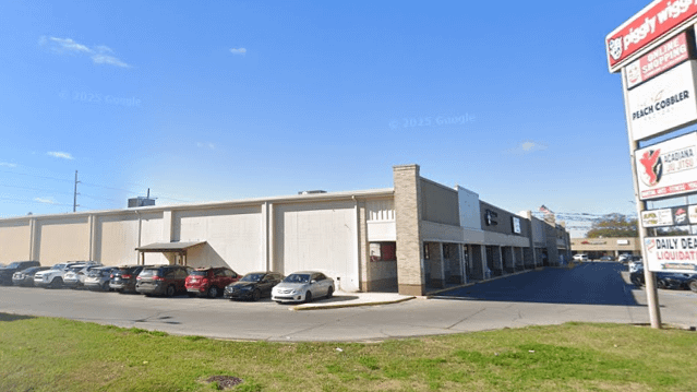 Image 2 from WolvesDenFitness partner gallery