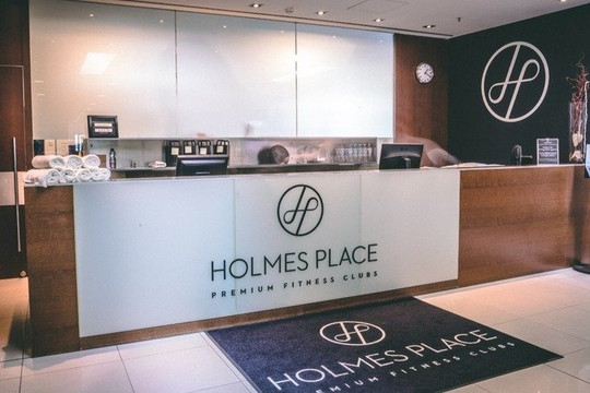 Bild 1 von Holmes Place Lübeck Partnergalerie