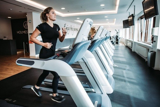 Bild 3 von Holmes Place Lübeck Partnergalerie