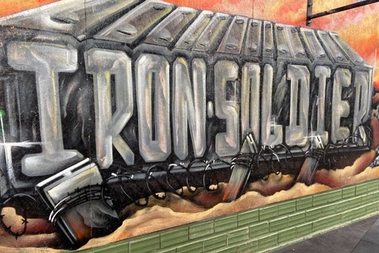 Imagem 1 da galeria do parceiro Iron Soldier
