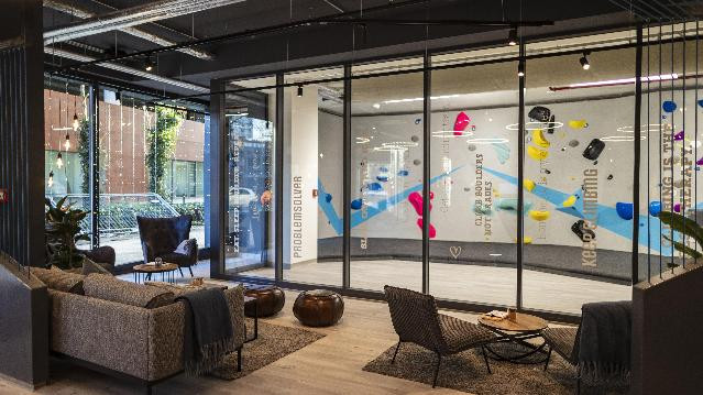 Bild 2 von Boulderwelt Hamburg Partnergalerie