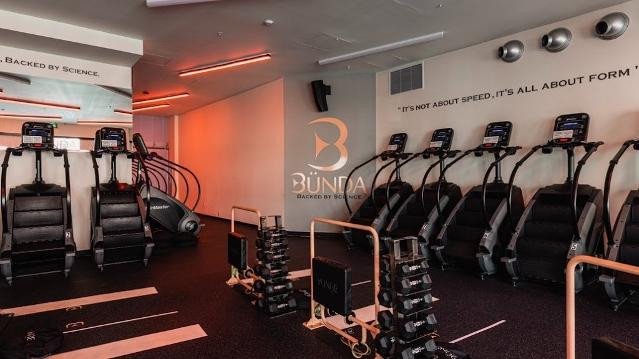 Image 1 from Bunda Woodland Hills partner gallery