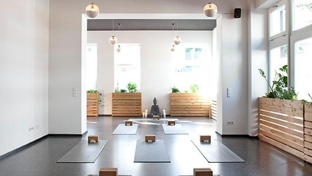 Bild 1 von Yogibar Friedrichshain Partnergalerie