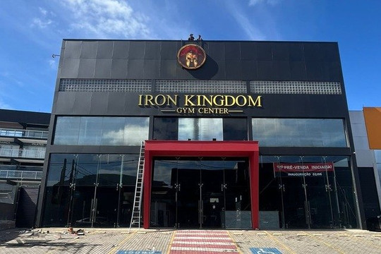 Imagem 2 da galeria do parceiro IRON KINGDOM