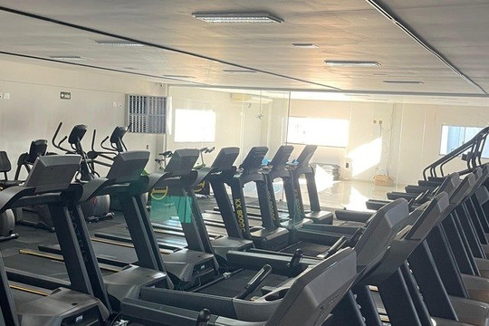 Imagem 3 da galeria do parceiro IRON KINGDOM