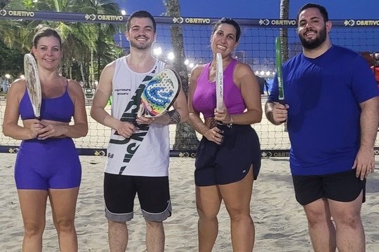 Imagem 2 da galeria do parceiro Rosana Junot Beach Tennis Posto 7