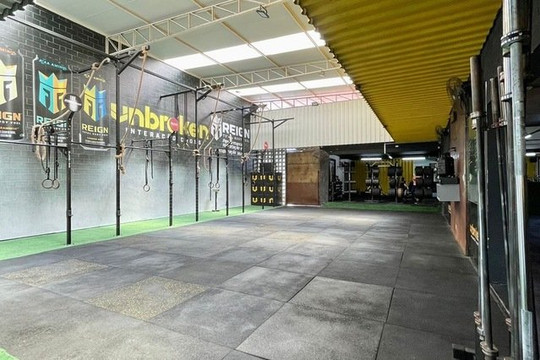 Imagem 1 da galeria do parceiro UNBROKEN CROSS