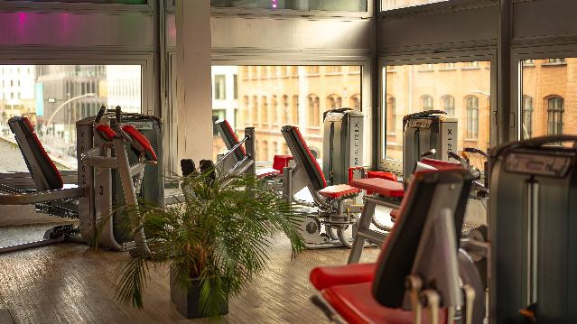 Bild 1 von Clever Fit Berlin-Charlottenburg Partnergalerie
