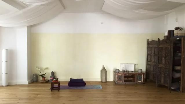 Bild 3 von Der Yogasalon Tübingen Partnergalerie