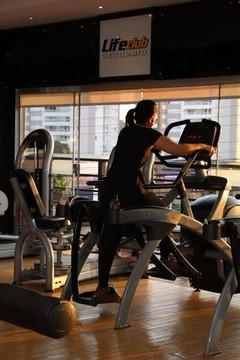 Imagem 3 da galeria do parceiro Lifeclub Academia