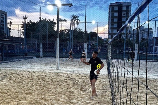 Imagem 1 da galeria do parceiro C.T de Futevôlei Kaue Schmidt