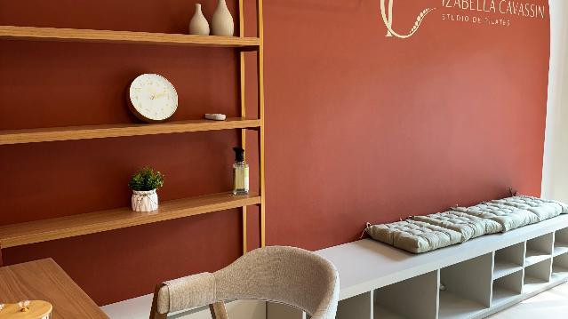 Imagem 3 da galeria do parceiro Izabella Cavassin Studio de Pilates - Água verde