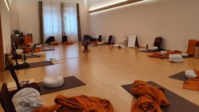 Bild 1 von Yoga-Zentrum Jena, Bibliotheksweg Partnergalerie