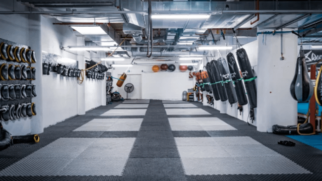 Bild 1 von 8 Weapons Gym Partnergalerie