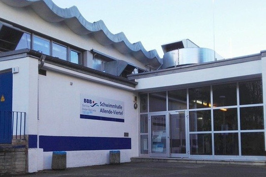 Bild 2 von Schwimmhalle Allendeviertel Partnergalerie