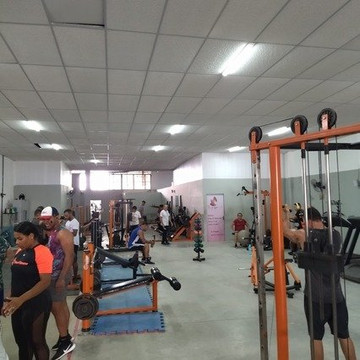 Imagem 2 da galeria do parceiro StarFitness Academia