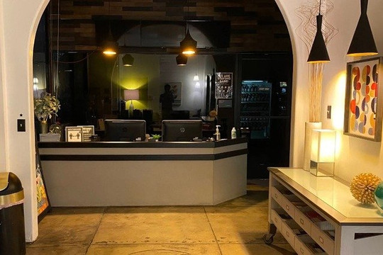 Image 2 from EPICENTER partner gallery