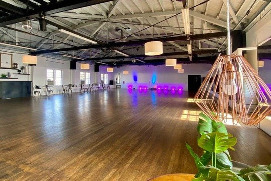 Image 1 from EPICENTER partner gallery