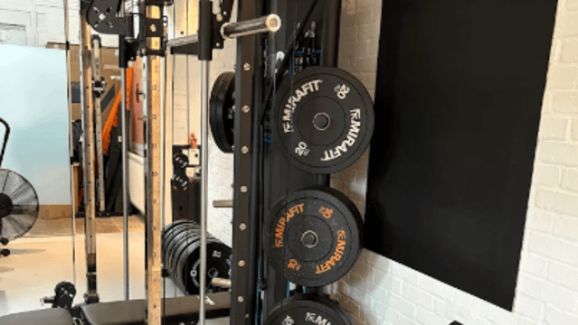 Image 1 from JNC FITNESS partner gallery