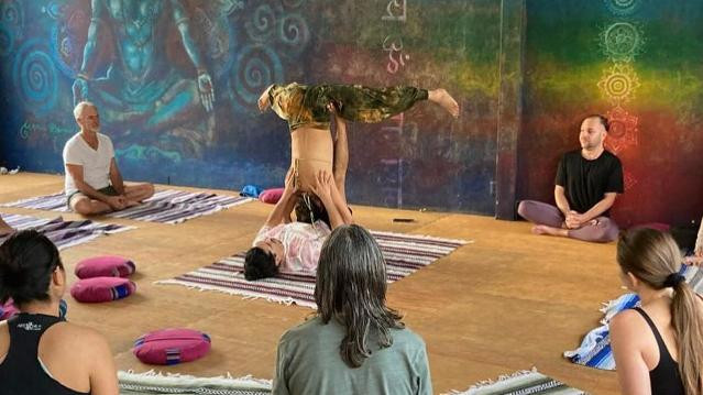 Imagen 1 de la galería del partner Árbol del Yoga